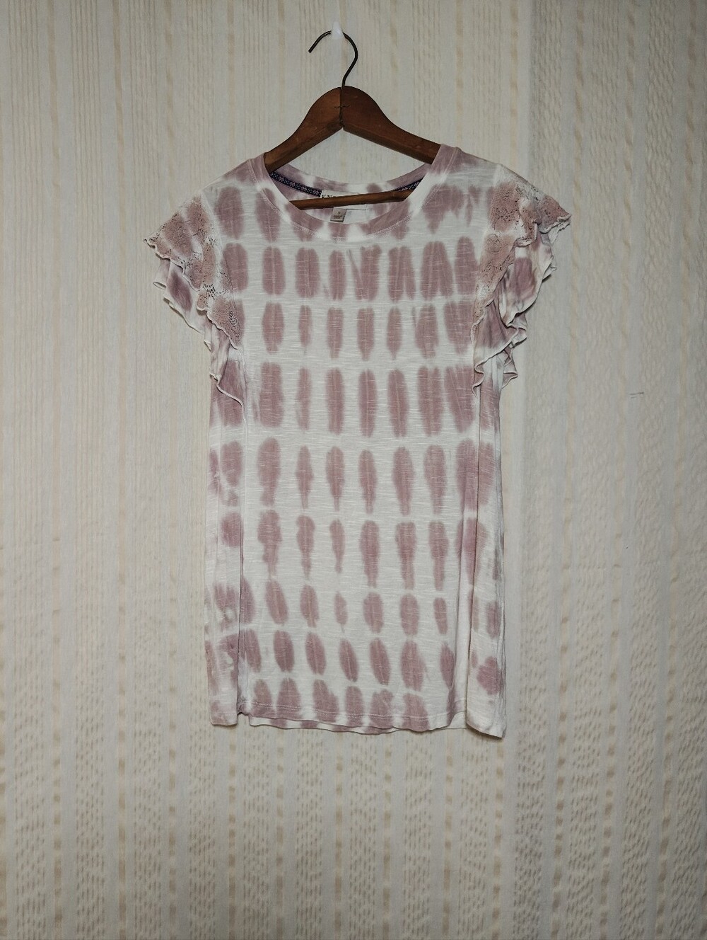 Knox Rose Pink and White Tie-Dye Ruffle Sleeve Tee Size S